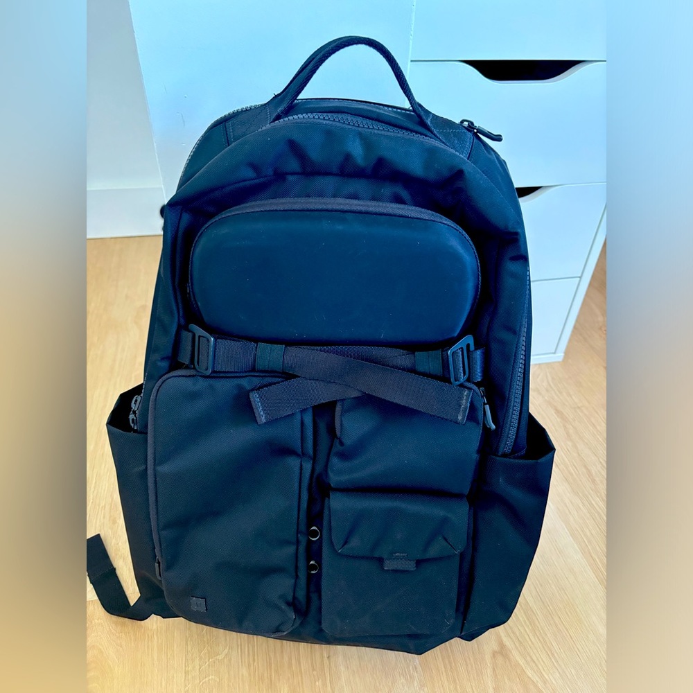 Lululemon Cruiser backpack 23L